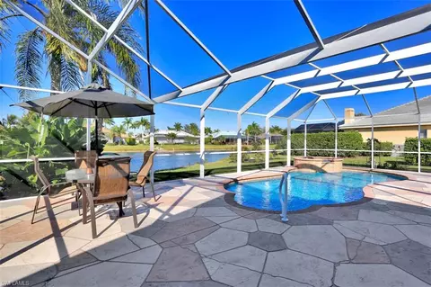 4393 Bittern Ct, Naples, FL 34119 photo 18
