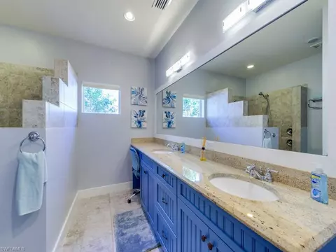 731 Myrtle Ter, Naples, FL 34103 photo 11