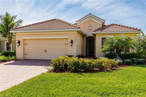 14571 Grapevine Dr, Naples, FL 34114 photo 1