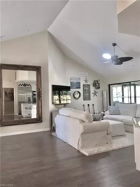 800 Reef Point Cir, Naples, FL 34108 photo 5