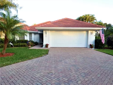 3583 Midas Pl, Naples, FL 34105 photo 1