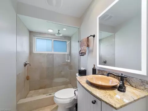 678 Pompano Dr, Naples, FL 34110 photo 10