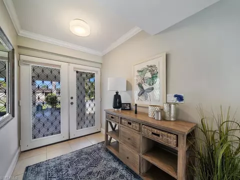 678 Pompano Dr, Naples, FL 34110 photo 2