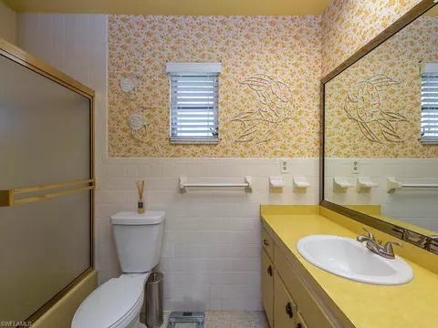 401 Lagoon Ave, Naples, FL 34108 photo 7