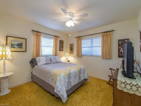 401 Lagoon Ave, Naples, FL 34108 photo 10