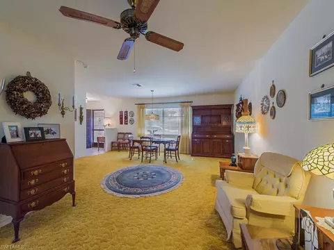 401 Lagoon Ave, Naples, FL 34108 photo 3