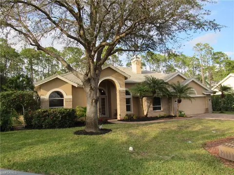 2135 Imperial Cir, Naples, FL 34110 photo 1