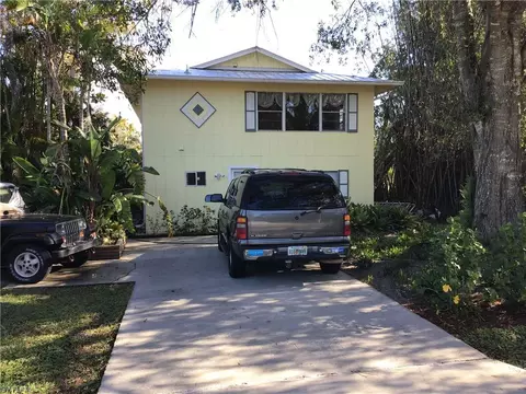 112 2nd St, Naples, FL 34113 photo 2