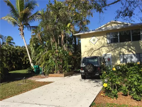 112 2nd St, Naples, FL 34113 photo 20