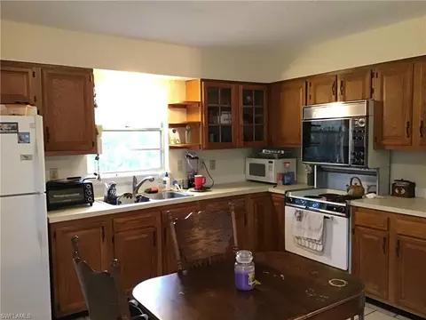 112 2nd St, Naples, FL 34113 photo 4