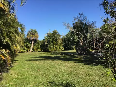 112 2nd St, Naples, FL 34113 photo 8