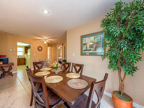 667 96th Ave N, Naples, FL 34108 photo 4
