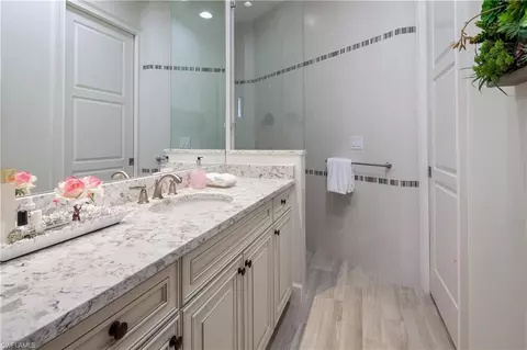 270 Stonegate Ct, Naples, FL 34119 photo 20