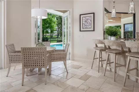 270 Stonegate Ct, Naples, FL 34119 photo 9