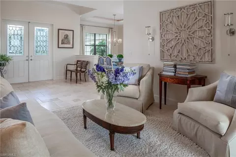 270 Stonegate Ct, Naples, FL 34119 photo 4