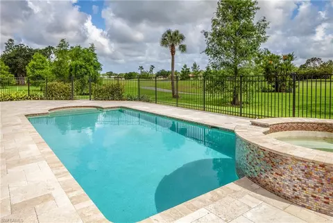 270 Stonegate Ct, Naples, FL 34119 photo 25