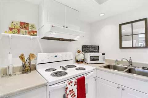 126 Harrison Rd #2, Naples, FL 34112 photo 12