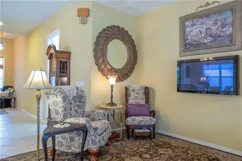 199 Glen Eagle Cir, Naples, FL 34104 photo 9