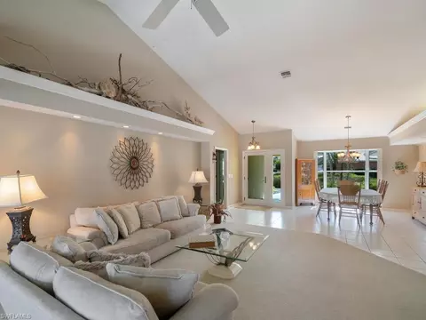 7101 Appleby Dr, Naples, FL 34104 photo 8