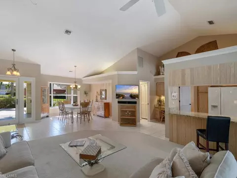 7101 Appleby Dr, Naples, FL 34104 photo 9