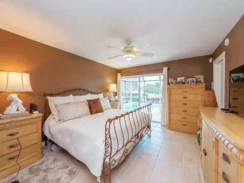 481 Cypress Way E, Naples, FL 34110 photo 8