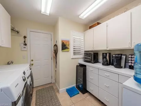 481 Cypress Way E, Naples, FL 34110 photo 13