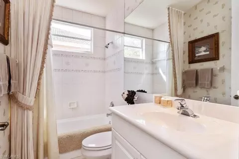5873 Rolling Pines Dr, Naples, FL 34110 photo 15