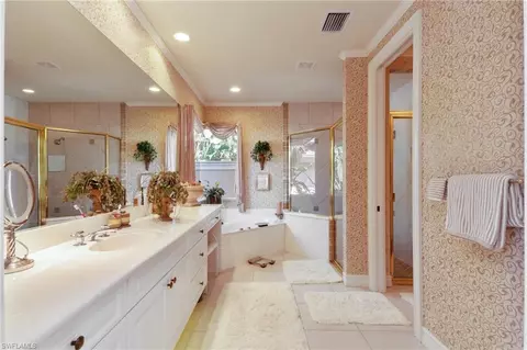 5873 Rolling Pines Dr, Naples, FL 34110 photo 12
