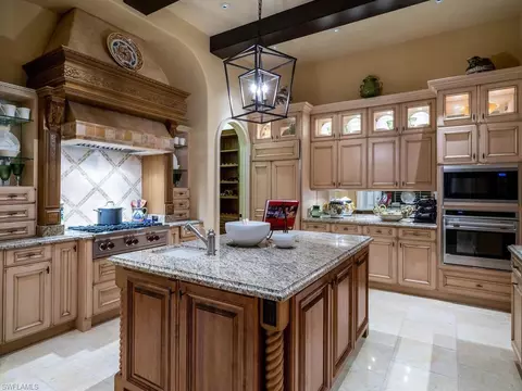 29140 Positano Ln, Naples, FL 34110 photo 9