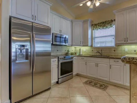 663 92nd Ave N, Naples, FL 34108 photo 12