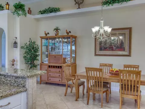 663 92nd Ave N, Naples, FL 34108 photo 9
