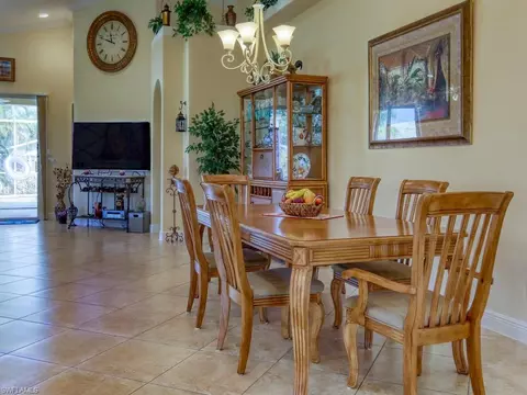 663 92nd Ave N, Naples, FL 34108 photo 7