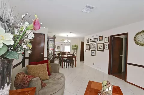 4300 Mohawk Pl, Naples, FL 34112 photo 7