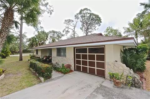 4300 Mohawk Pl, Naples, FL 34112 photo 4
