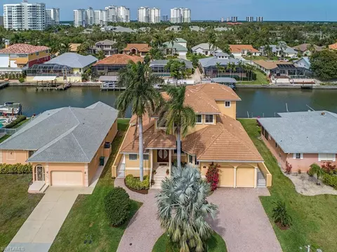 403 Heron Ave, Naples, FL 34108 photo 4