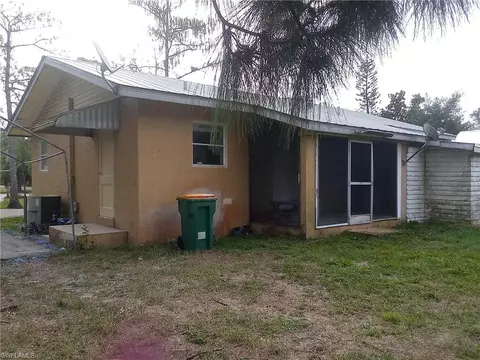 2291 Della Dr, Naples, FL 34117 photo 5