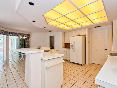 6762 Compton Ln N, Naples, FL 34104 photo 7