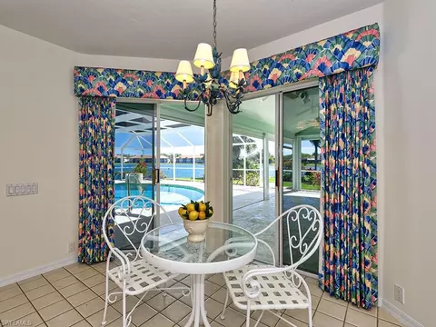 6762 Compton Ln N, Naples, FL 34104 photo 8