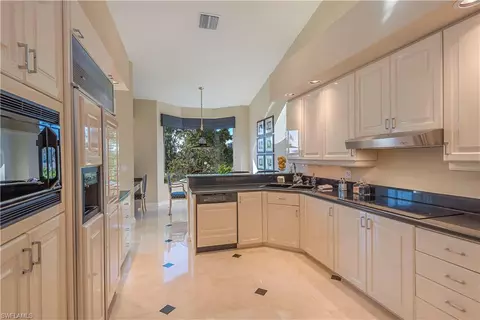 127 Colonade Cir, Naples, FL 34103 photo 4