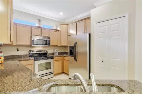 13229 Boccala Ln, Estero, FL 33928 photo 6