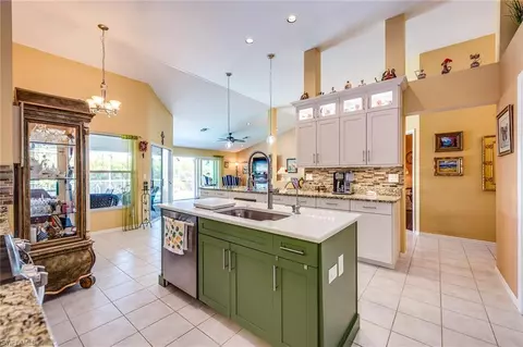6609 Bishopgate Ln, Naples, FL 34104 photo 10