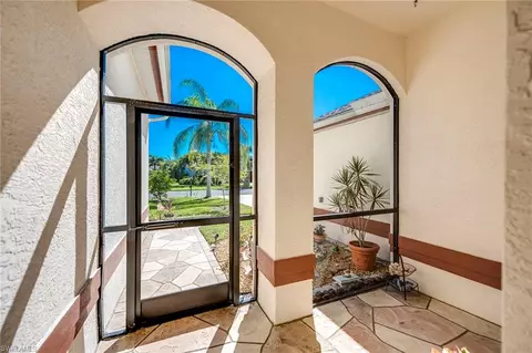 6609 Bishopgate Ln, Naples, FL 34104 photo 3