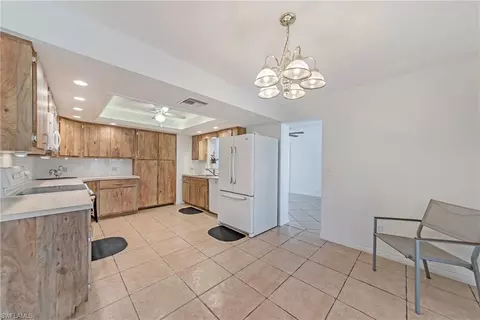 4015 Rose Ave, Naples, FL 34112 photo 3
