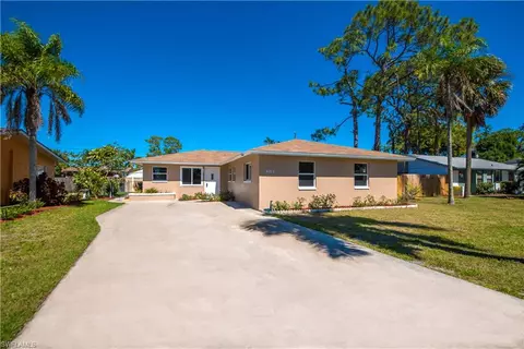 4015 Rose Ave, Naples, FL 34112 photo 1