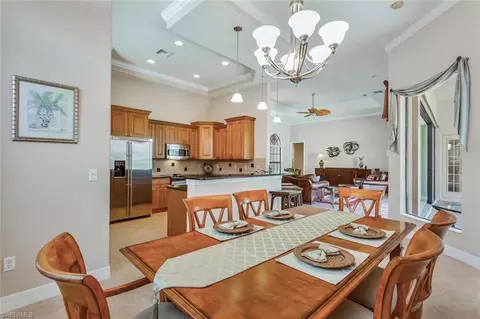 2905 Lone Pine Ln, Naples, FL 34119 photo 11