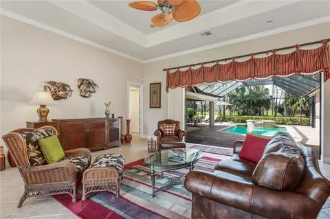2905 Lone Pine Ln, Naples, FL 34119 photo 3