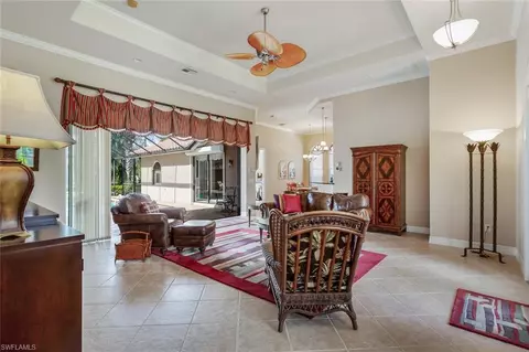 2905 Lone Pine Ln, Naples, FL 34119 photo 4
