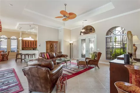 2905 Lone Pine Ln, Naples, FL 34119 photo 5