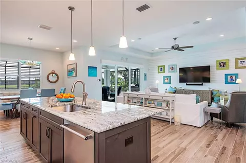 14848 Dockside Ln, Naples, FL 34114 photo 4