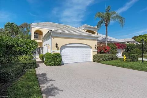 824 Rue Deville, Naples, FL 34108 photo 2